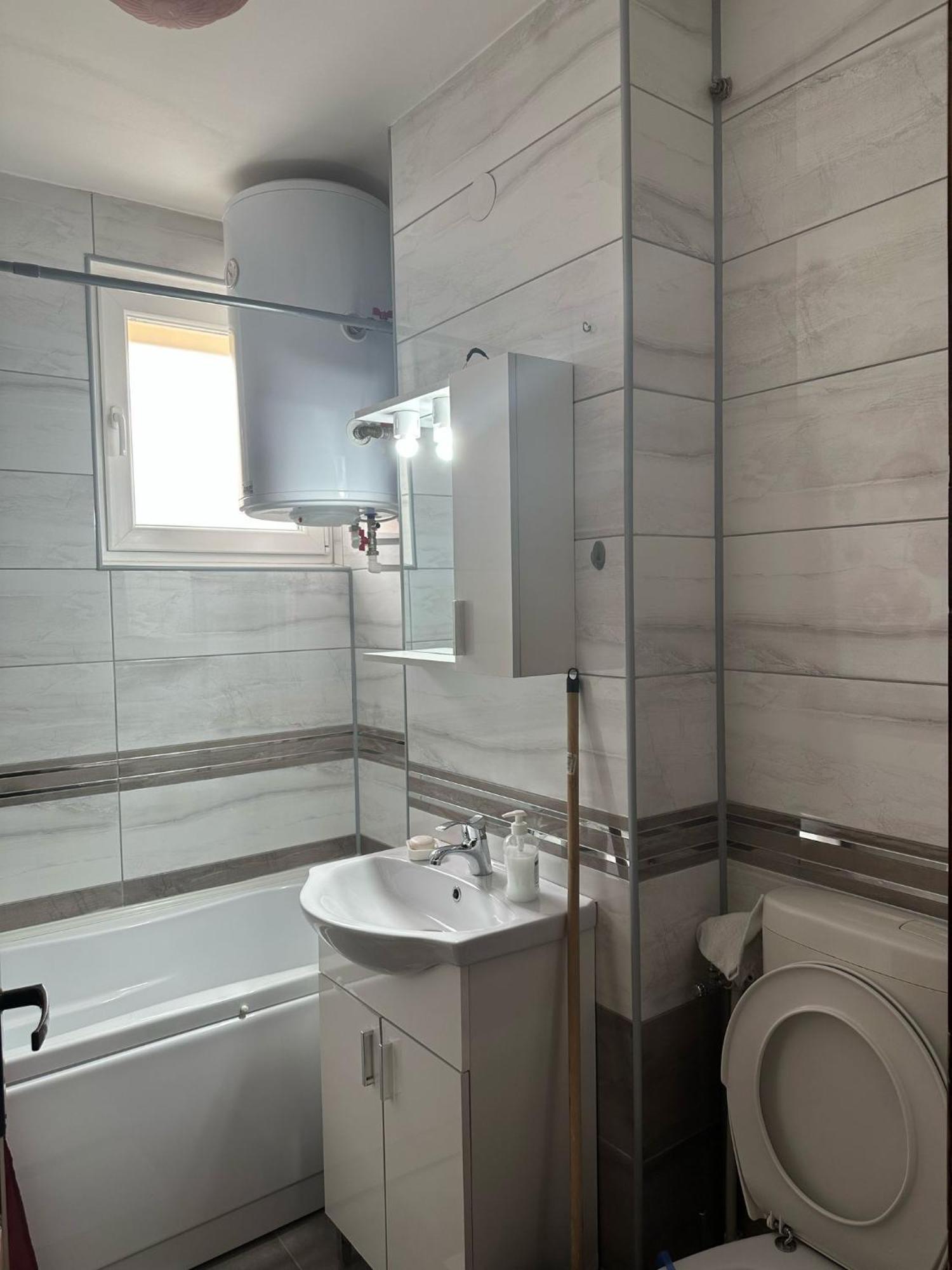 Apartament De Inchiriat 보르섹 외부 사진
